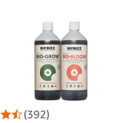 Due bottiglie di fertilizzante Biobizz: Bio-Grow e Bio-Bloom, per una crescita e fioritura ottimali.