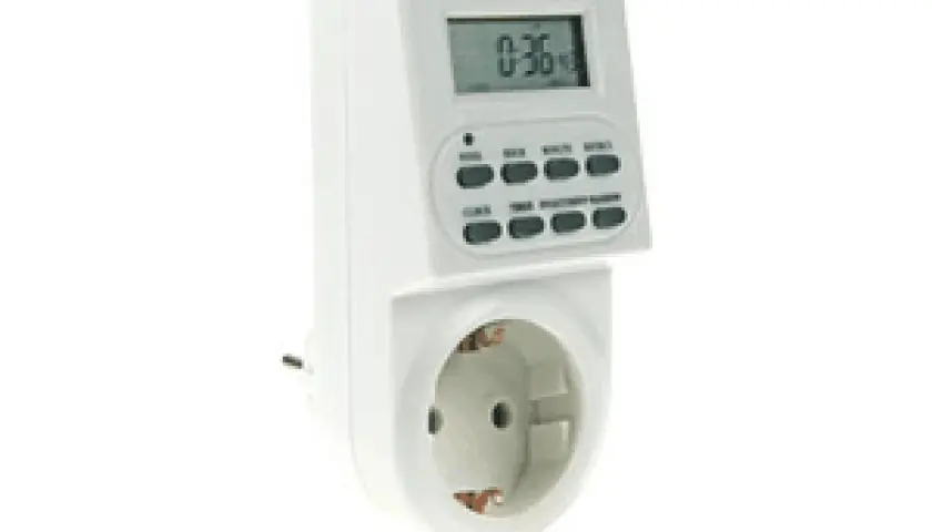 Timer per luci: come funziona questo dispositivo digitale per programmare accensione/spegnimento.