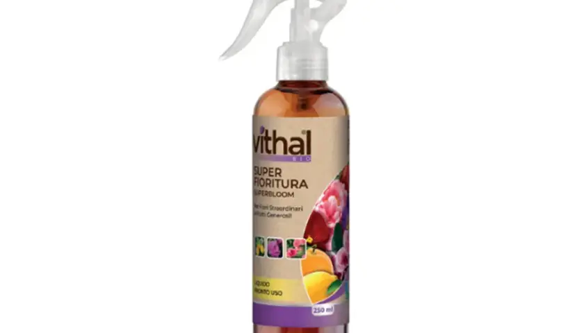 Spray Vithal Super Fioritura per un bloom straordinario. Promuove fiori generosi e frutti succosi.